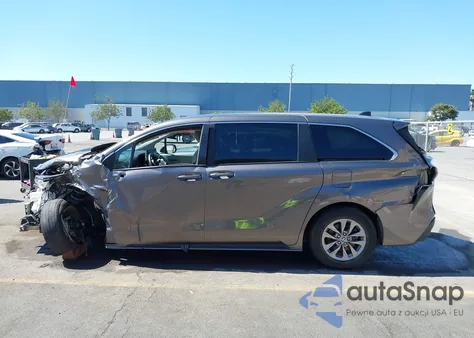 2022 Toyota Sienna Le из США, поврежденный, VIN 5TDKRKEC3NS097101